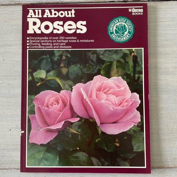 All About Roses Ortho Softcover Book 1983 - Growing Encyclopedia. - Picture 1 of 16